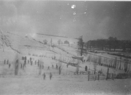 Skalka asi 1957 zima_1_D